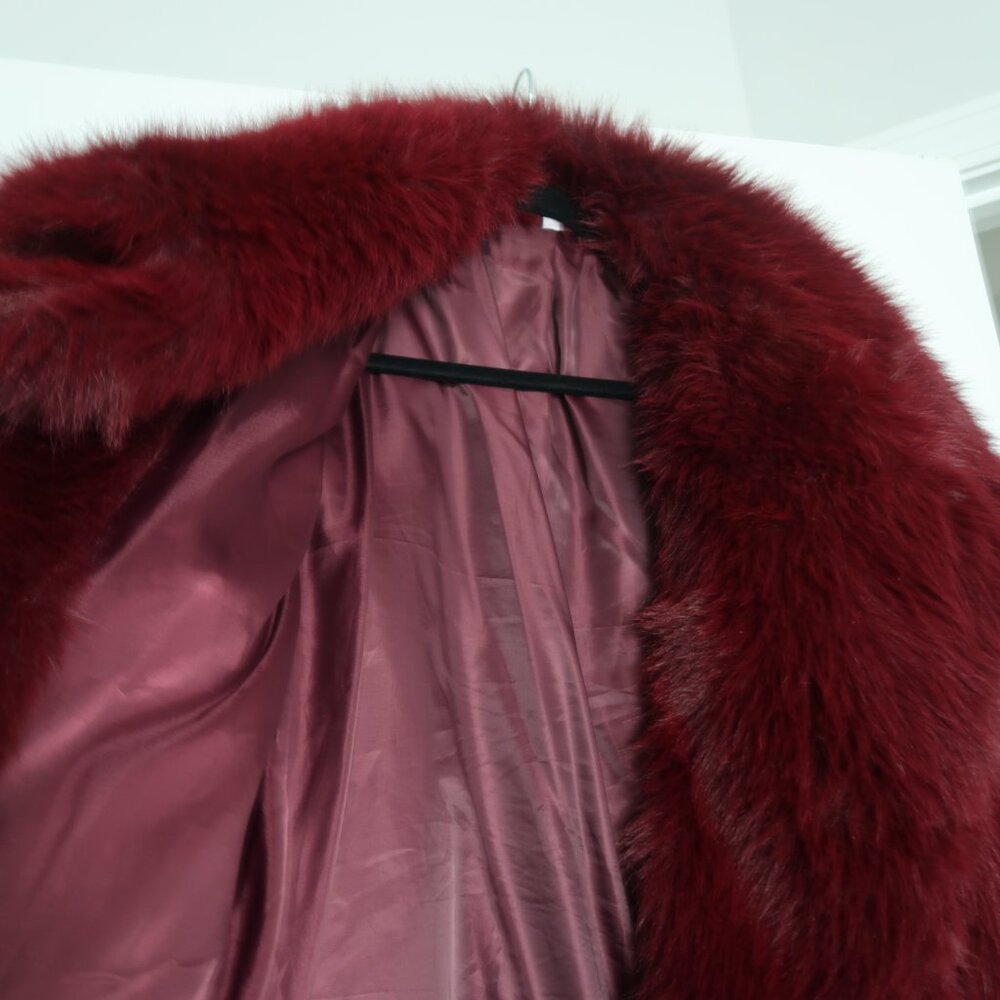 Burgundy Faux Fur Jacket – ANEWSTA – Soft & Glam Statement Coat – Women’s size L - Picture 2 of 3